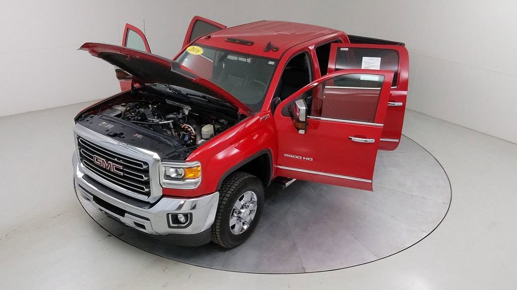 Used 2016 GMC Sierra 2500 SLT w/ Duramax Plus Package AWD/4WD image 43