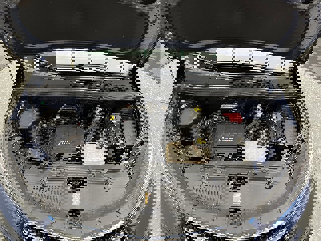 Used 2019 Buick Encore Preferred image 24