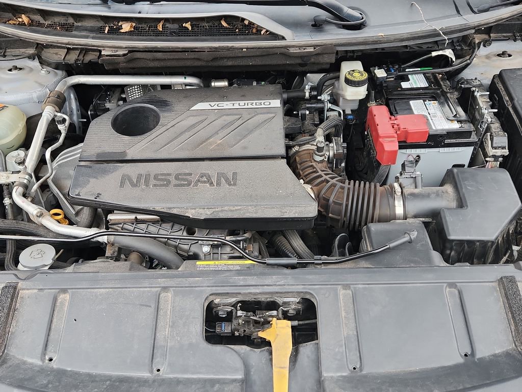 Used 2023 Nissan Rogue SV image 16
