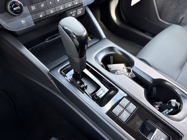 New 2026 Subaru Outback Touring AWD/4WD image 15