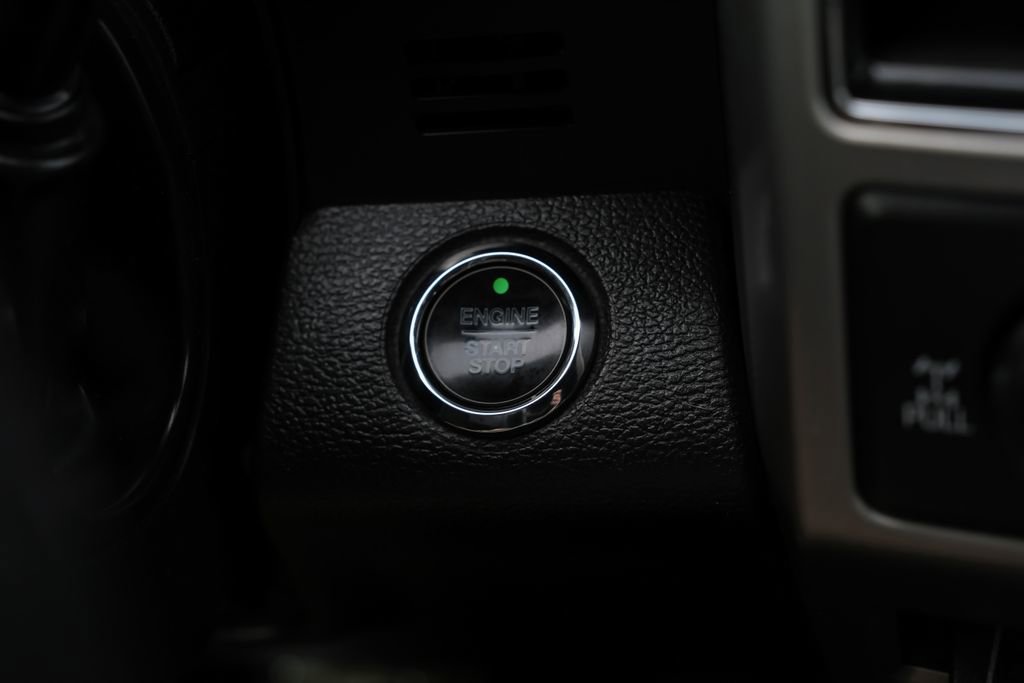 Used 2021 Ford F250 Platinum w/ FX4 Off-Road Package image 18