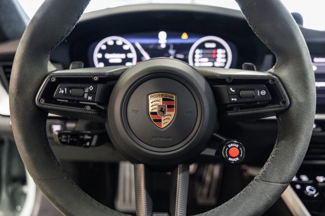 Used 2025 Porsche 911 Carrera GTS image 14