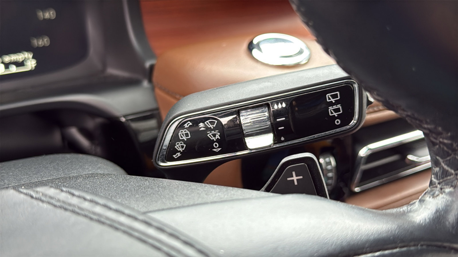 Used 2020 Lincoln Aviator Reserve w/ Equipment Group 201A image 17