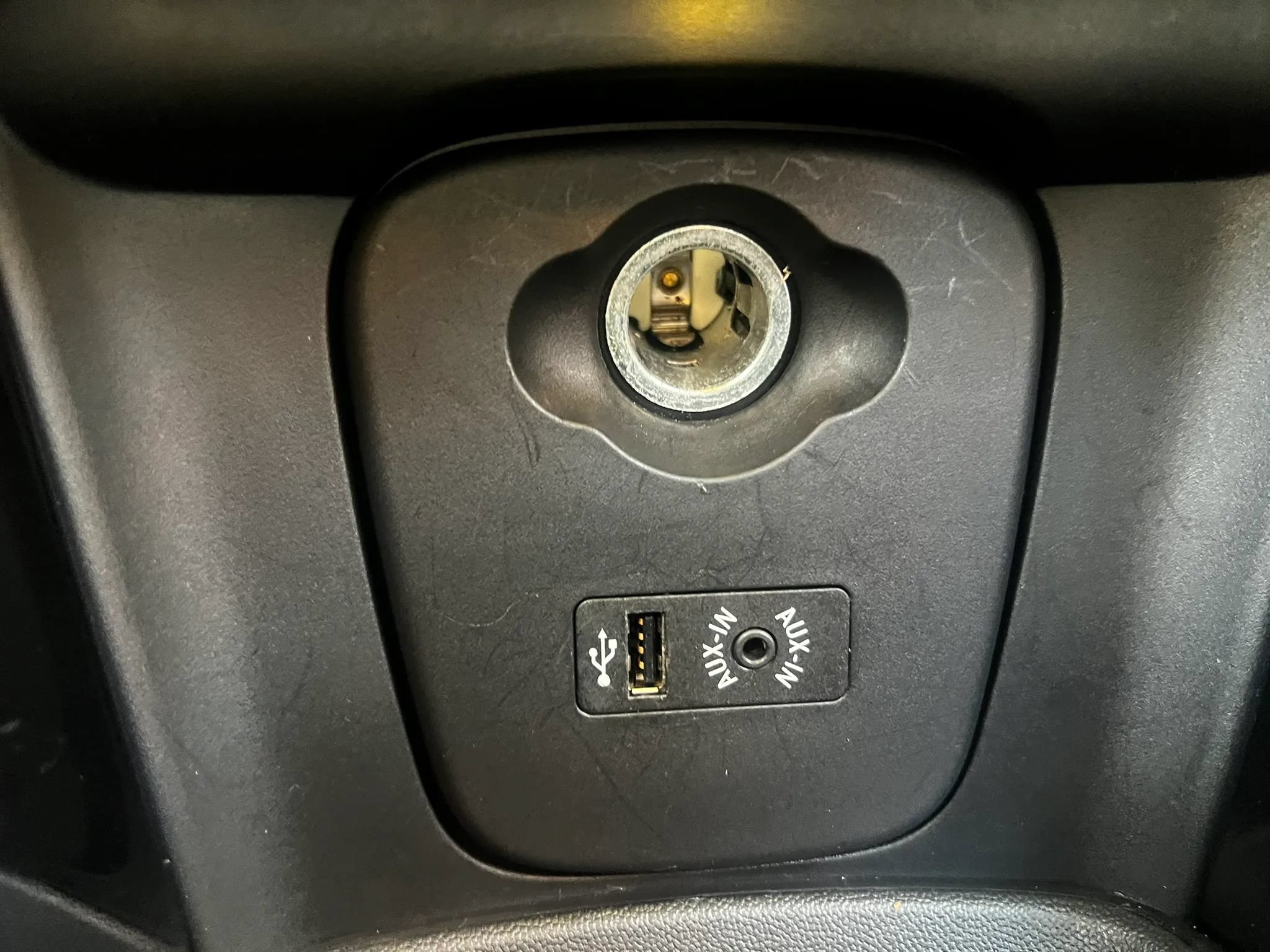 Used 2015 MINI Cooper S w/ Park Assistant Package FWD image 42
