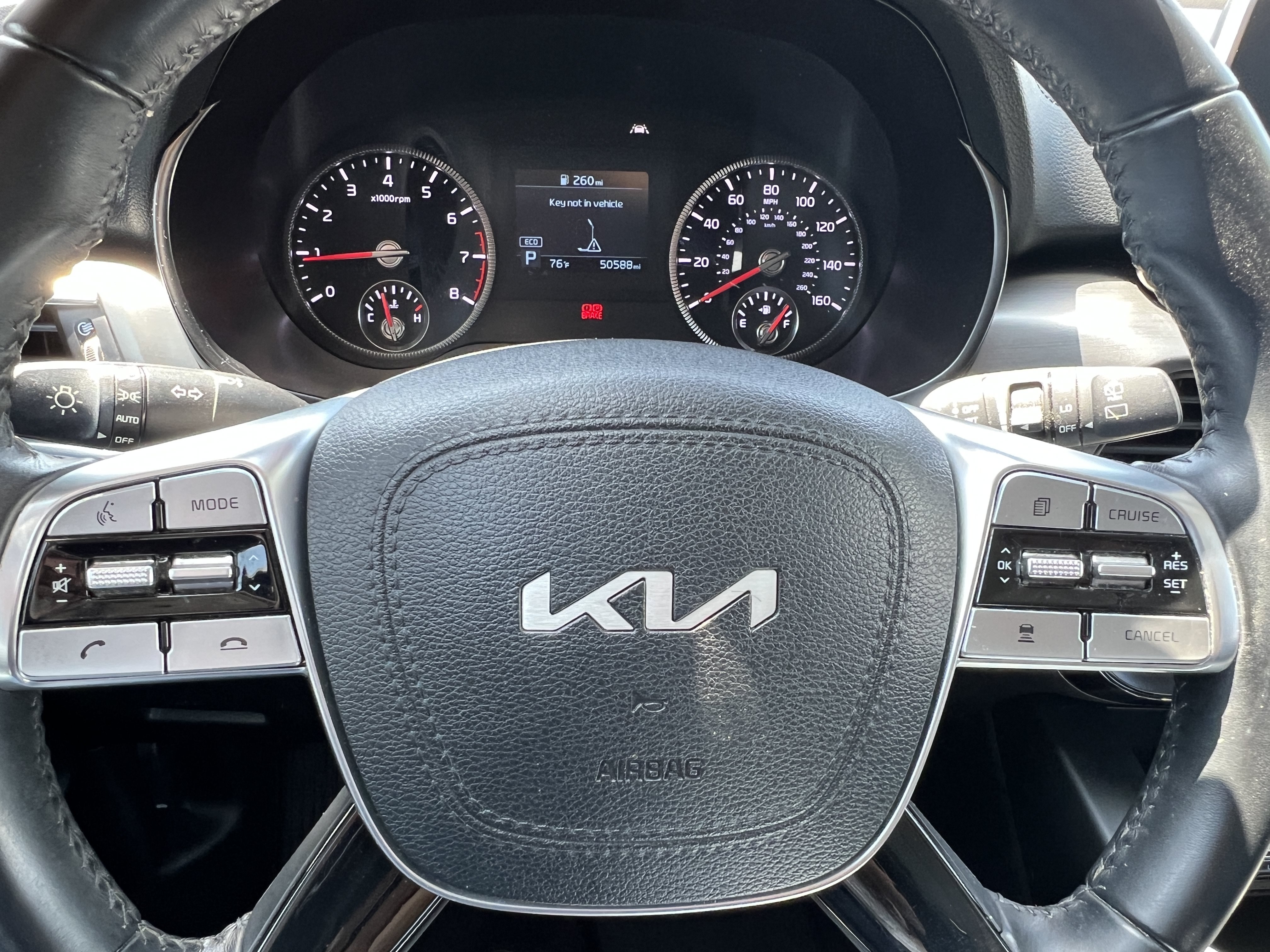Certified 2022 Kia Telluride LX FWD image 25