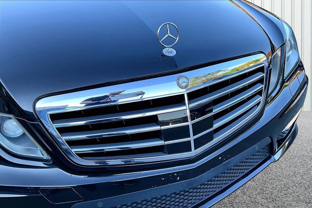Used 2012 Mercedes-Benz E 63 AMG Sedan image 33