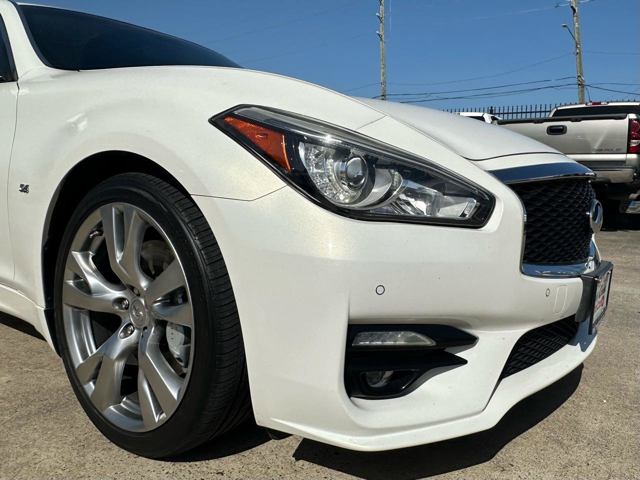 Used 2015 INFINITI Q70 5.6 w/ Sport Package RWD image 51