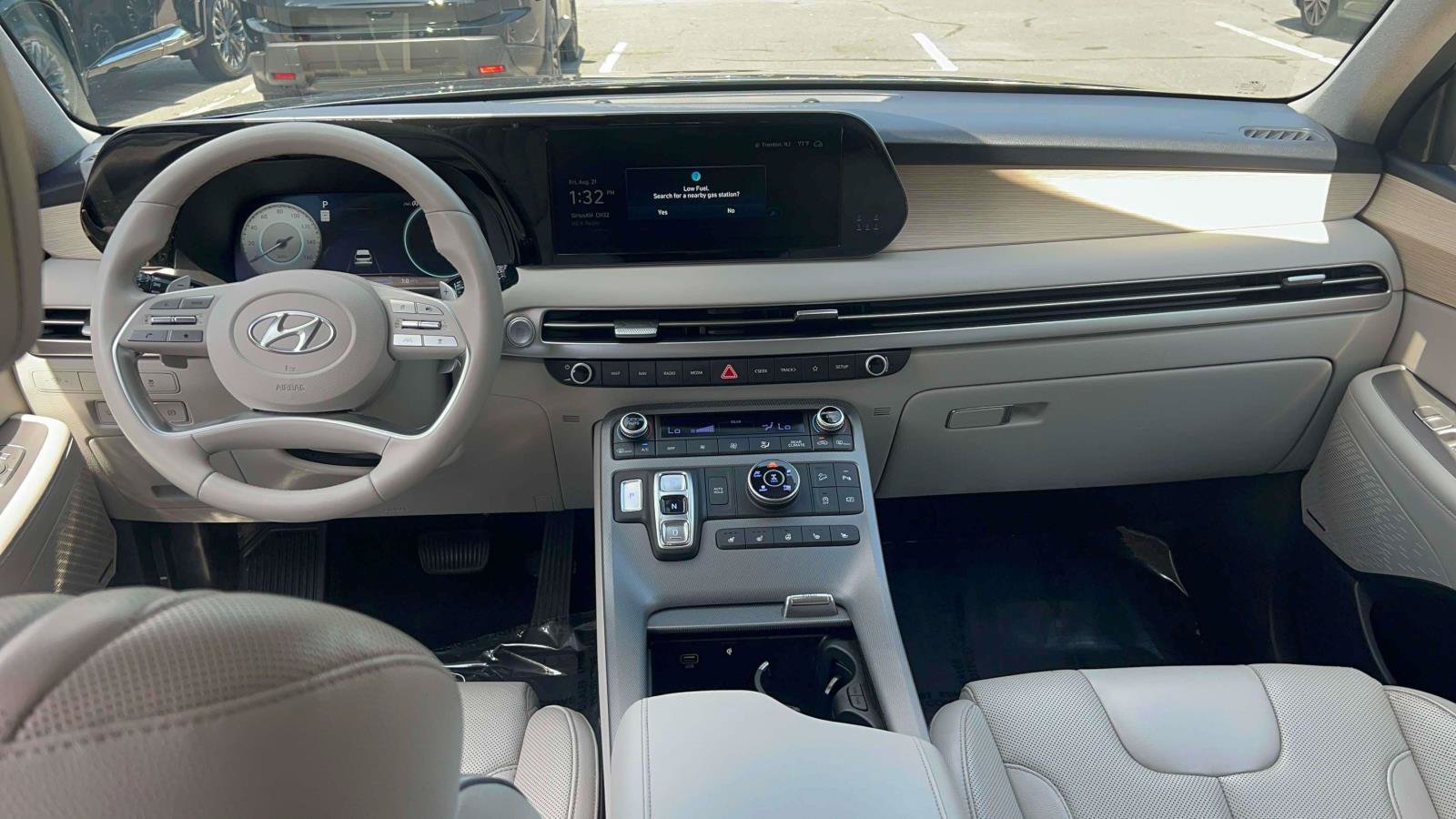 Used 2023 Hyundai Palisade Limited AWD/4WD image 23