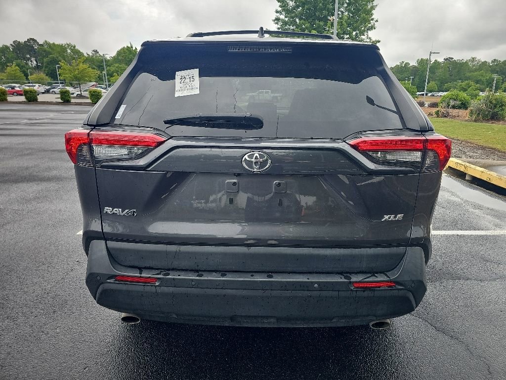 Used 2023 Toyota RAV4 XLE Premium FWD image 5