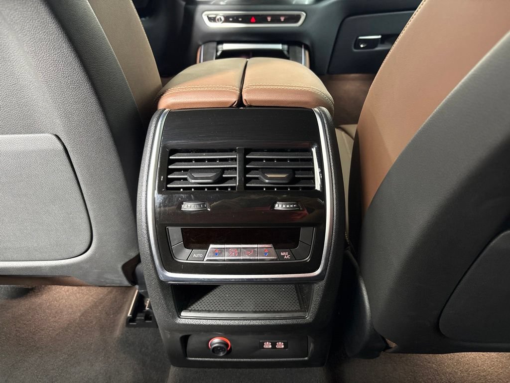 Used 2025 BMW X5 xDrive50e w/ M Sport Package AWD/4WD image 34