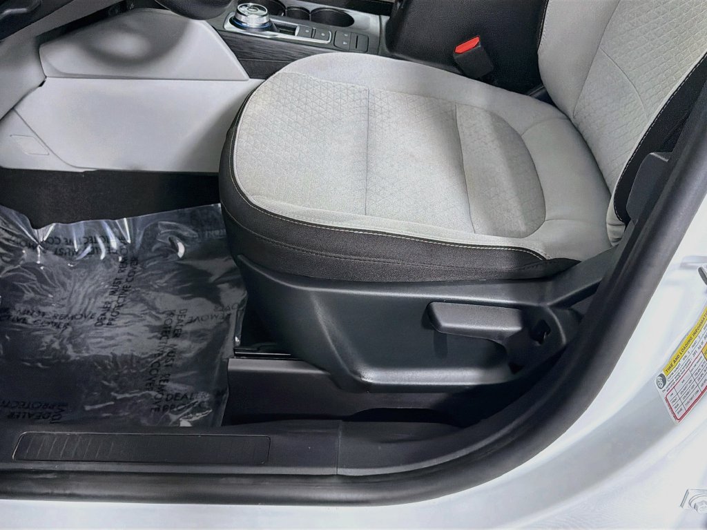 Used 2025 Ford Escape Active FWD image 18