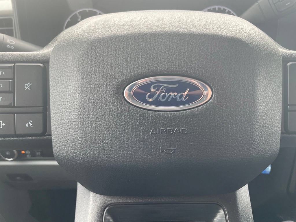 New 2026 Ford F350 XL w/ STX Appearance Package AWD/4WD image 17