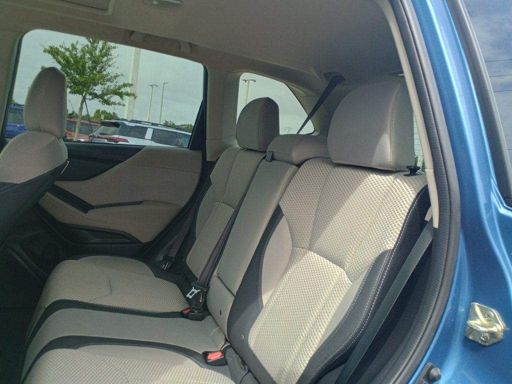 Used 2021 Subaru Forester Premium w/ Popular Package #1 AWD/4WD image 17