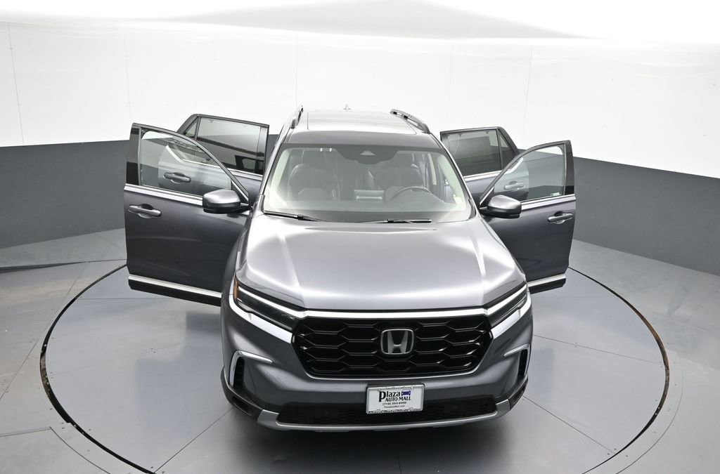 Used 2023 Honda Pilot Touring image 48