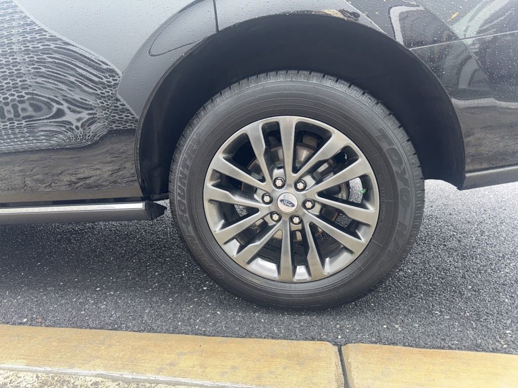 Used 2021 Ford Expedition Limited image 35