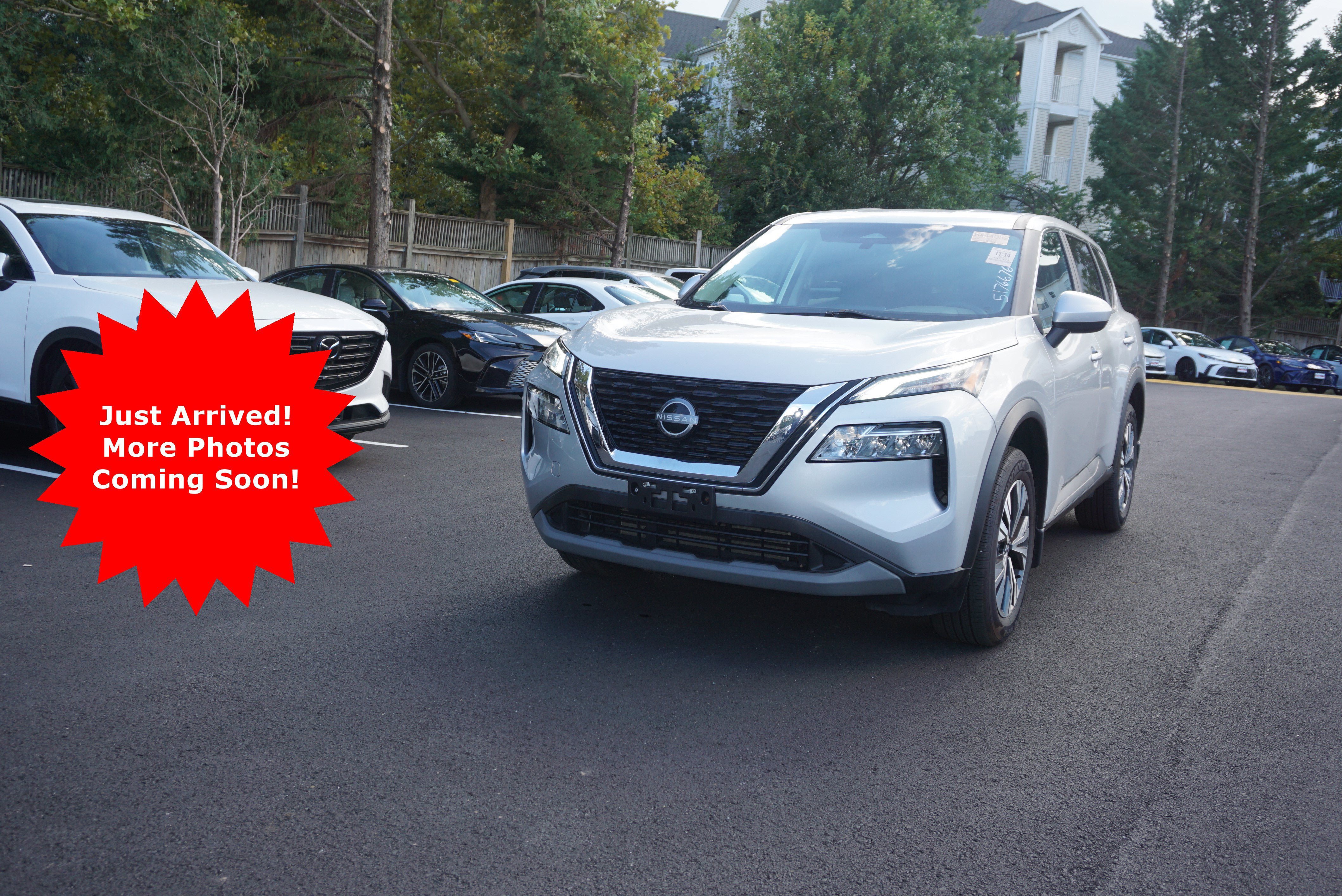 Used 2023 Nissan Rogue SV AWD/4WD image 1