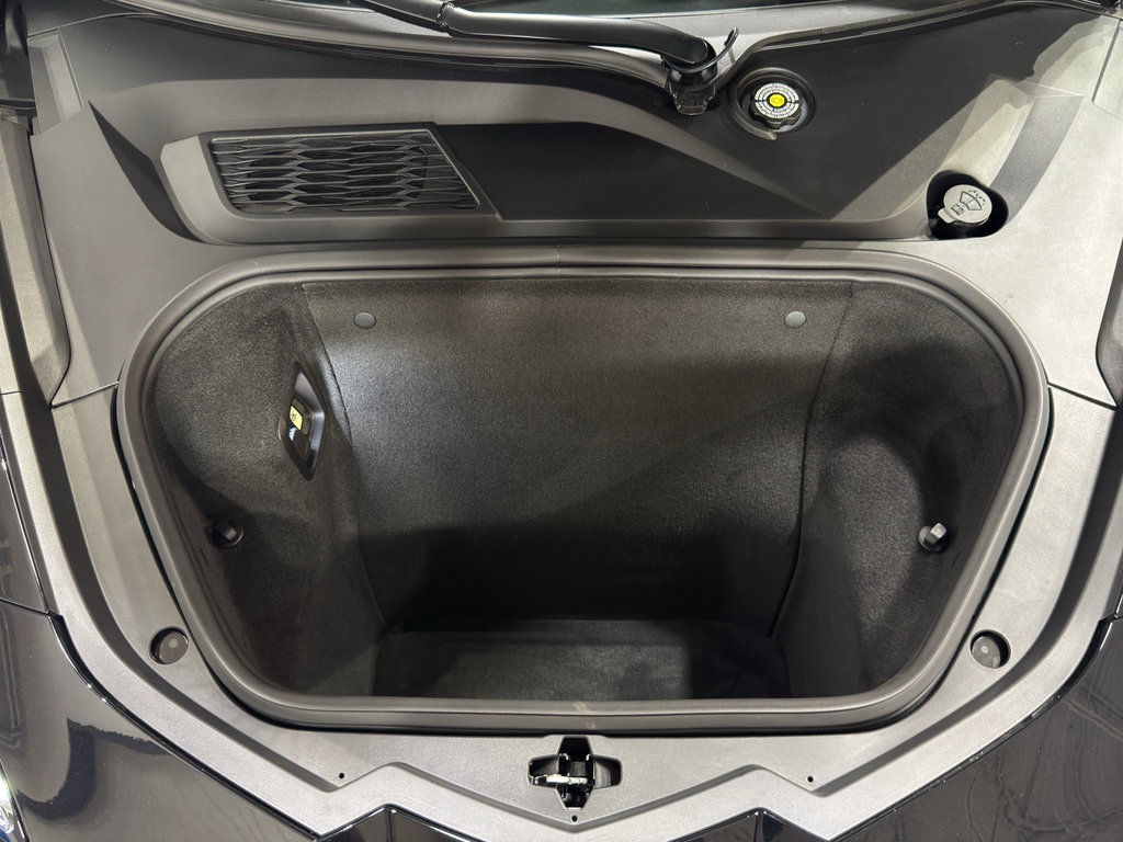 Used 2024 Chevrolet Corvette Stingray Premium Cpe w/ Z51 Performance Package image 33