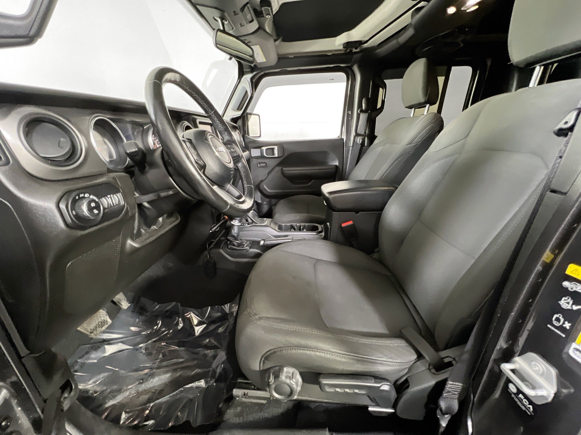 Used 2022 Jeep Gladiator Sport image 19