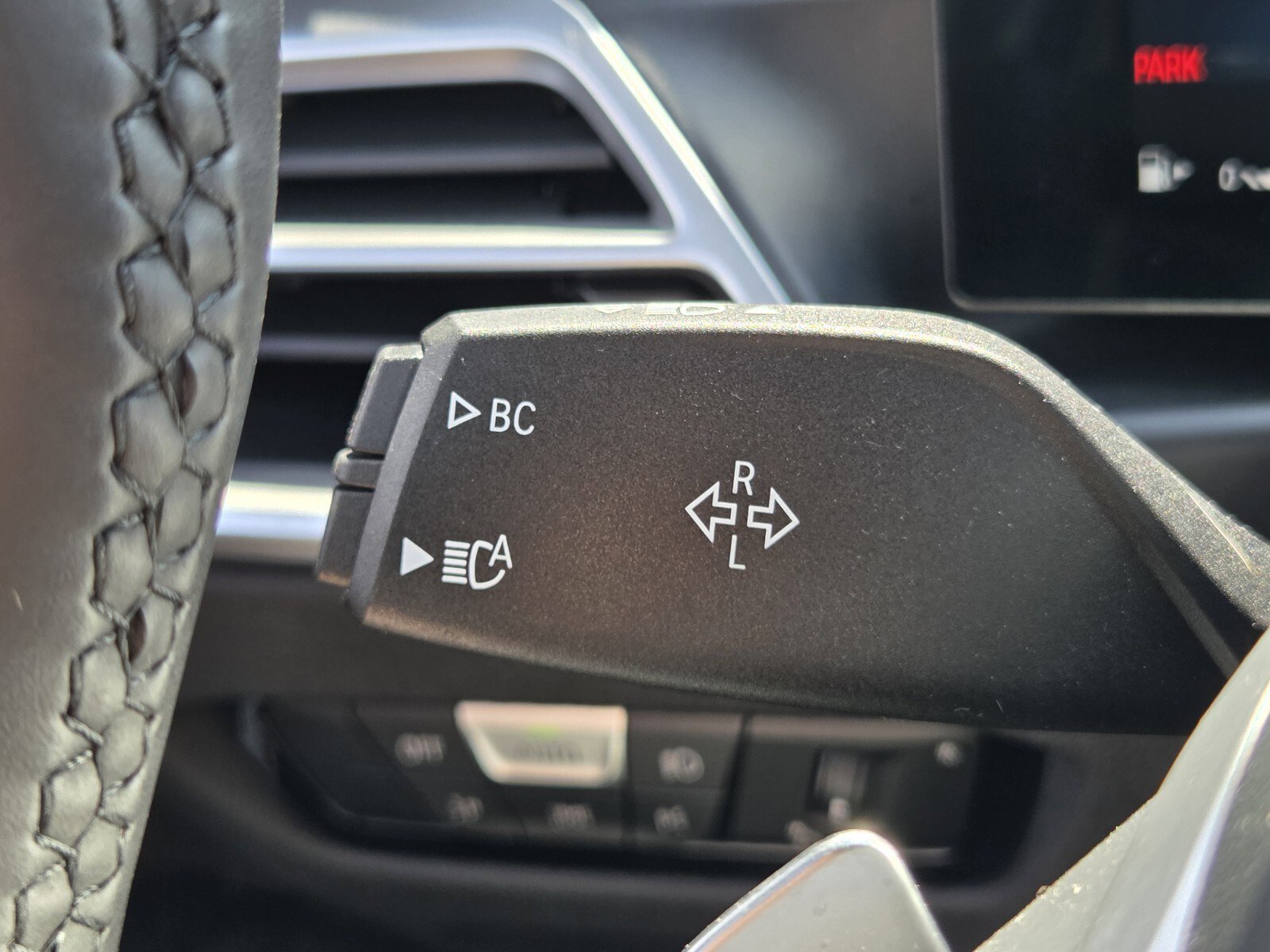 Certified 2025 BMW 330i Sedan image 30