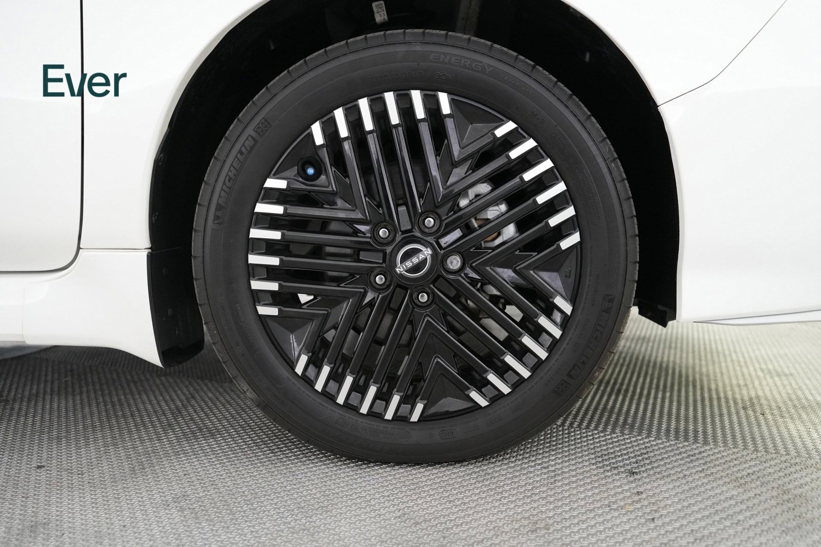 Used 2023 Nissan Leaf SV Plus image 19