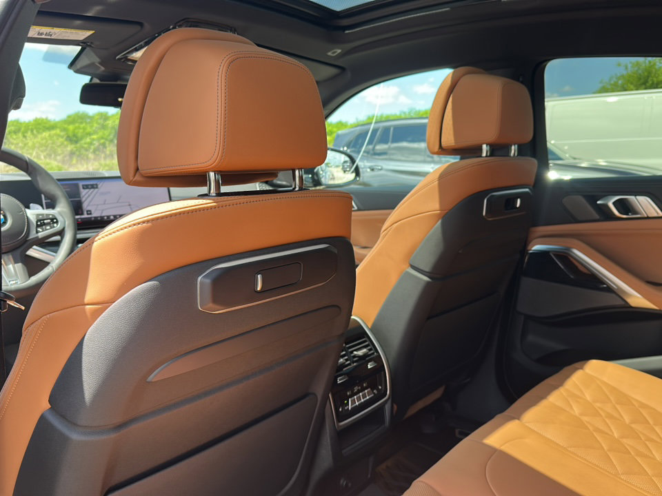 New 2026 BMW X6 xDrive40i AWD/4WD image 15