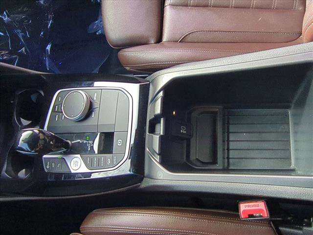 Used 2022 BMW X4 M40i w/ Premium Package image 15