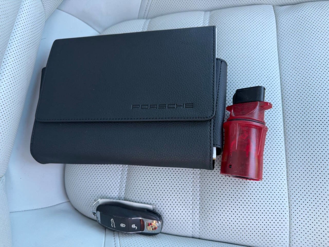 Used 2017 Porsche Macan Turbo image 42