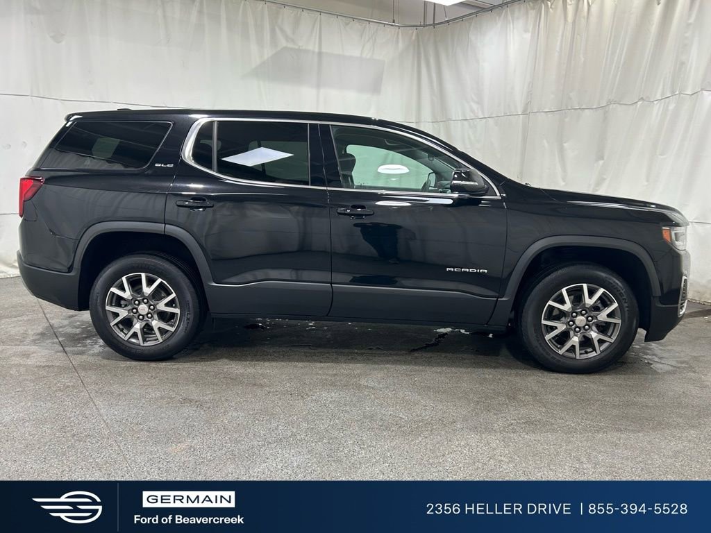 Used 2023 GMC Acadia SLE image 9