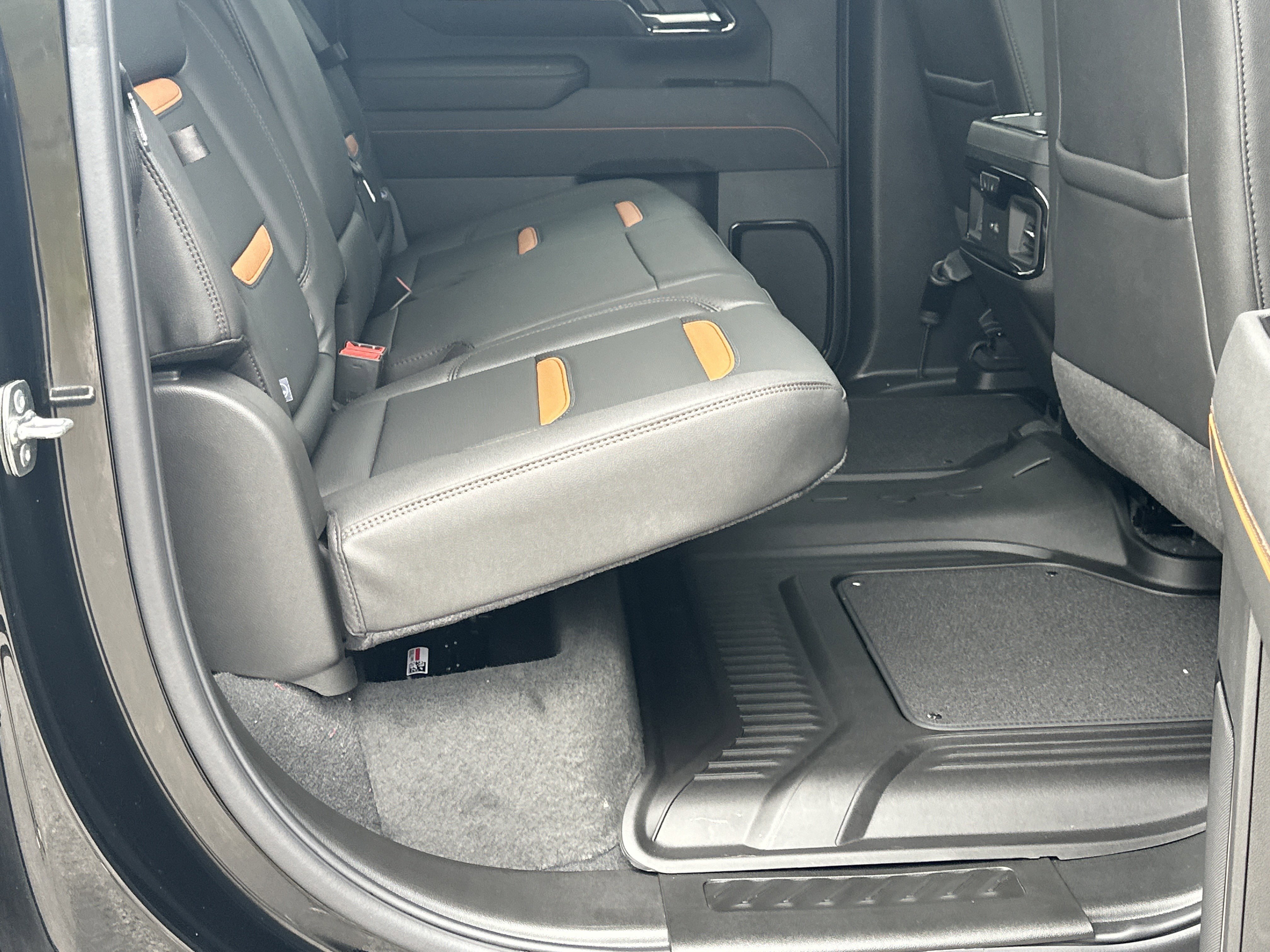 New 2026 GMC Sierra 2500 AT4 w/ AT4 Preferred Package image 15