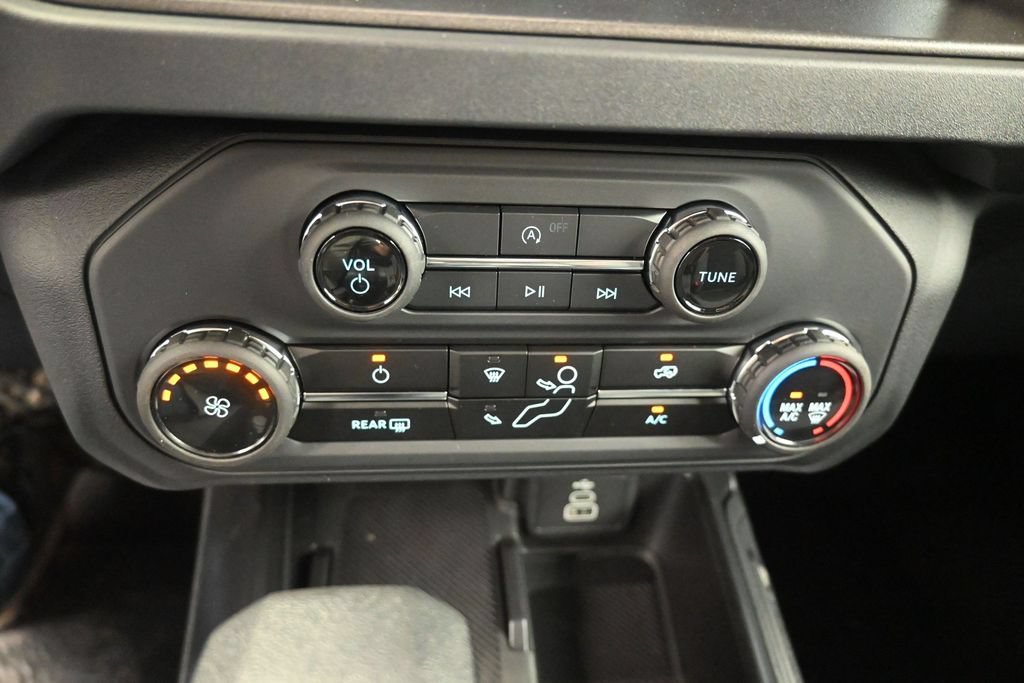 New 2026 Ford Bronco 4-Door AWD/4WD image 4