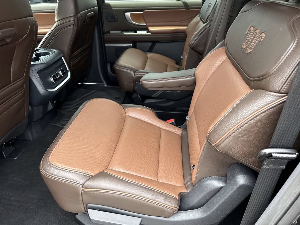 Used 2025 Ford Expedition Max King Ranch AWD/4WD image 20