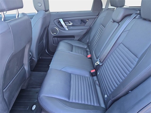 Used 2025 Land Rover Discovery Sport S image 17