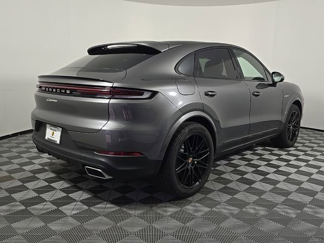 Certified 2025 Porsche Cayenne E-Hybrid Coupe image 7