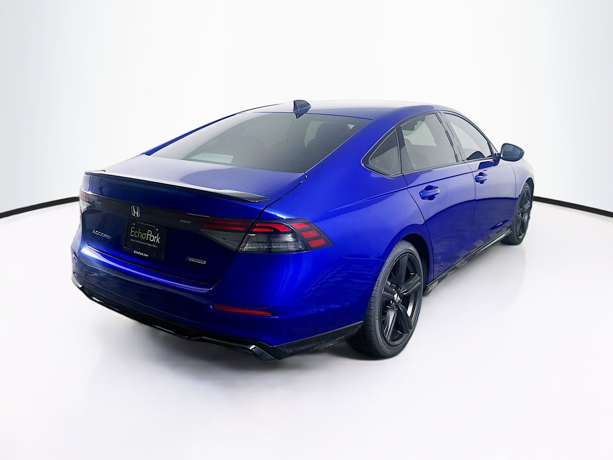 Used 2023 Honda Accord Sport image 9