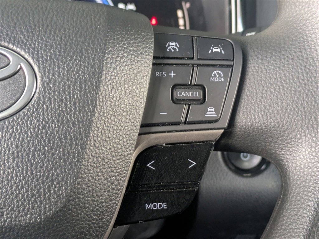 Used 2025 Toyota Camry LE image 16