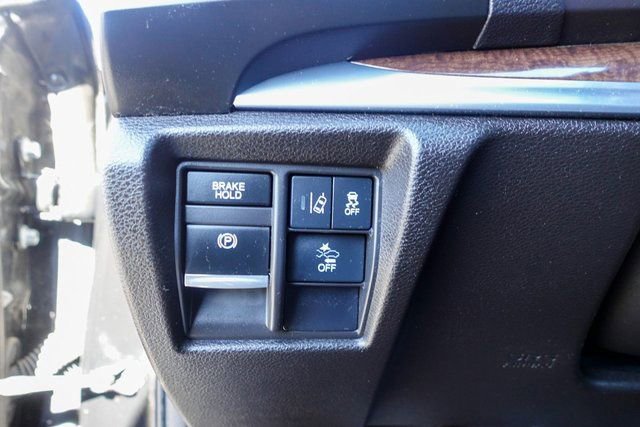 Used 2018 Acura MDX FWD image 17