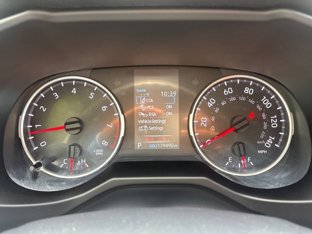 Used 2019 Toyota RAV4 LE w/ All Weather Liner Package AWD/4WD image 21
