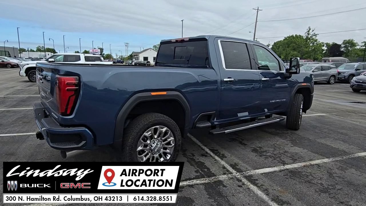New 2026 GMC Sierra 2500 Denali w/ Denali Reserve Package AWD/4WD image 9