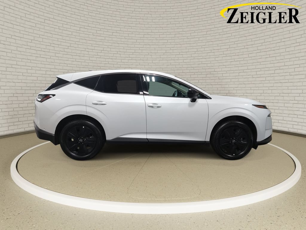 Certified 2025 Nissan Murano SV w/ Cargo Package AWD/4WD image 4