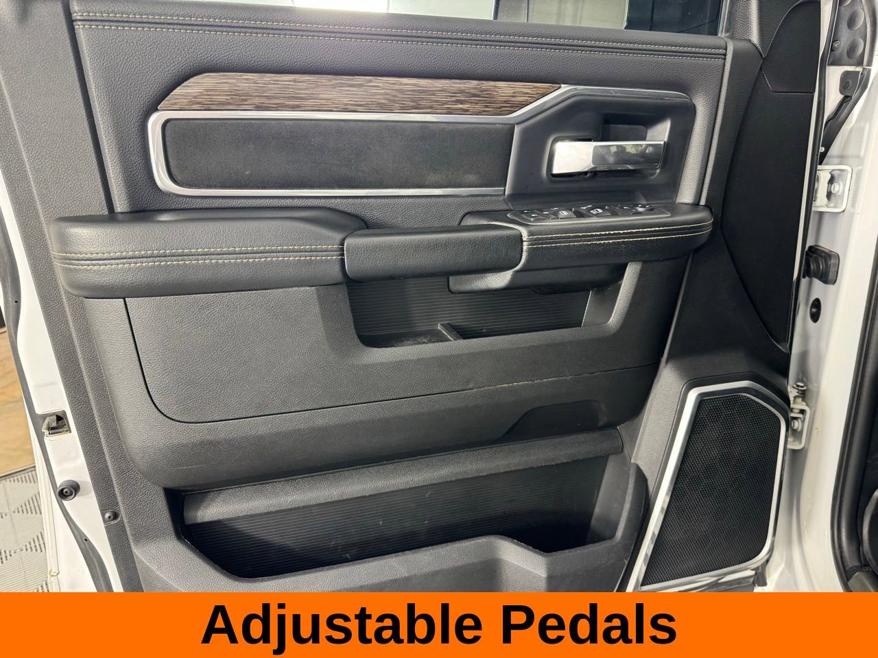 Used 2021 RAM 2500 Laramie image 11