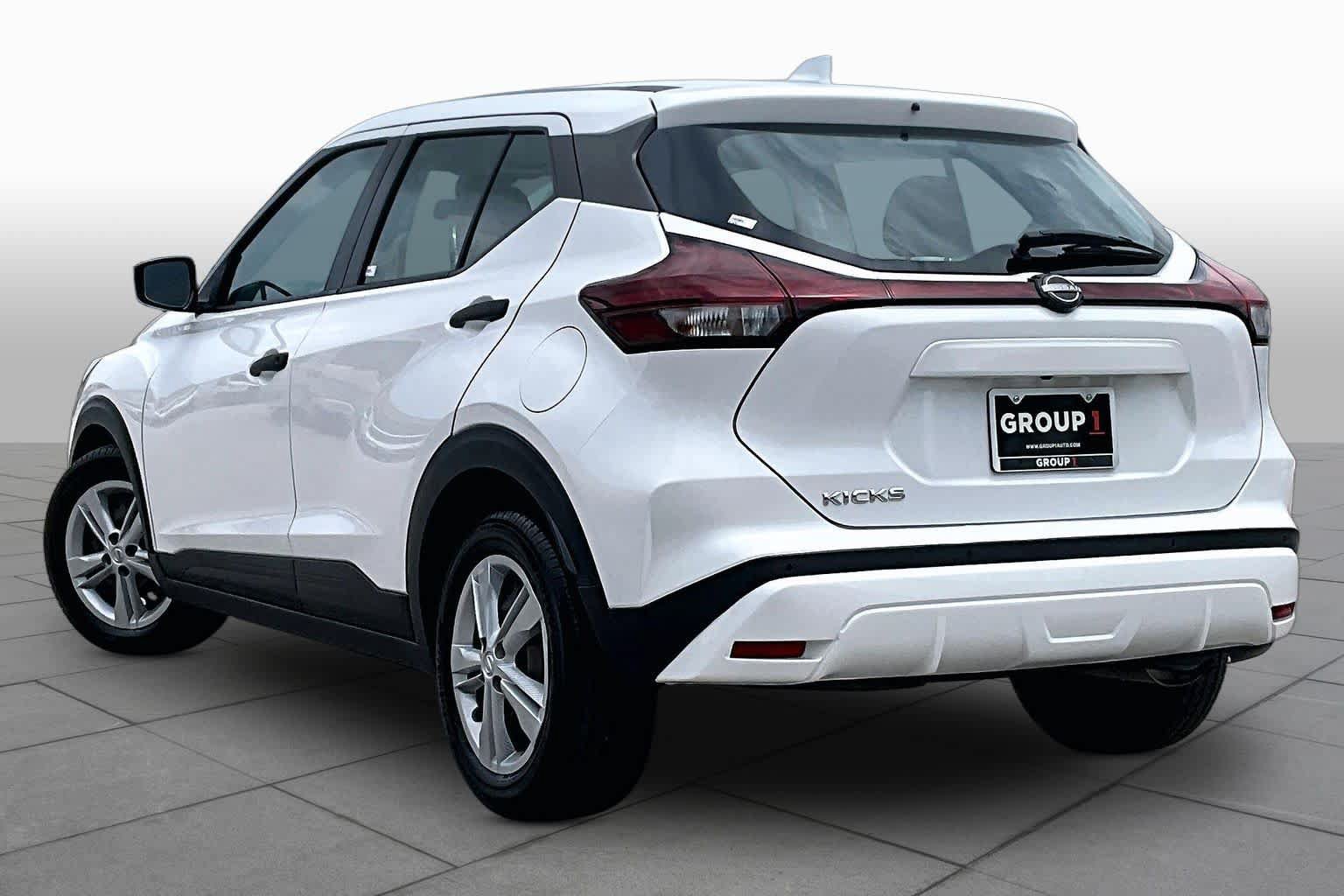 Certified 2022 Nissan Kicks S FWD image 12