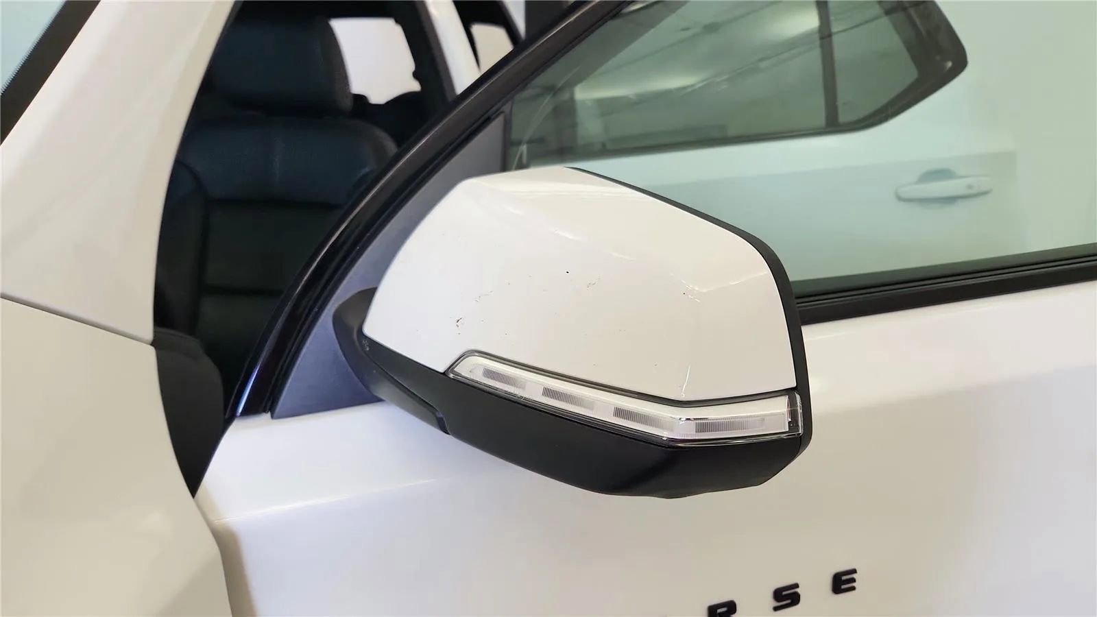 Used 2023 Chevrolet Traverse RS FWD image 18