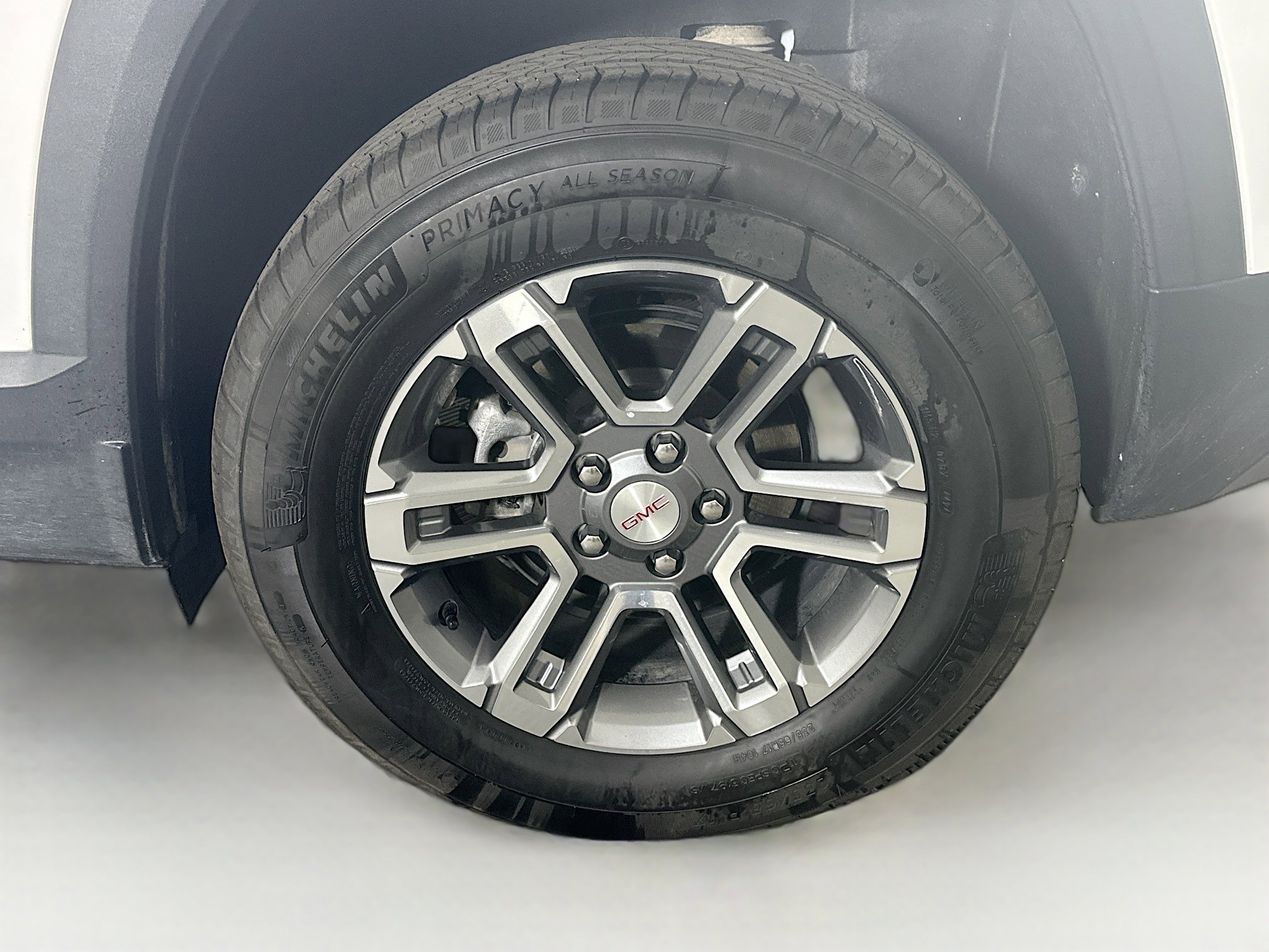 Used 2025 GMC Terrain Elevation image 11