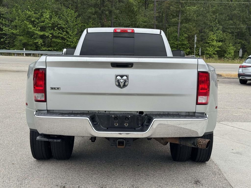 Used 2018 RAM 3500 SLT RWD image 21