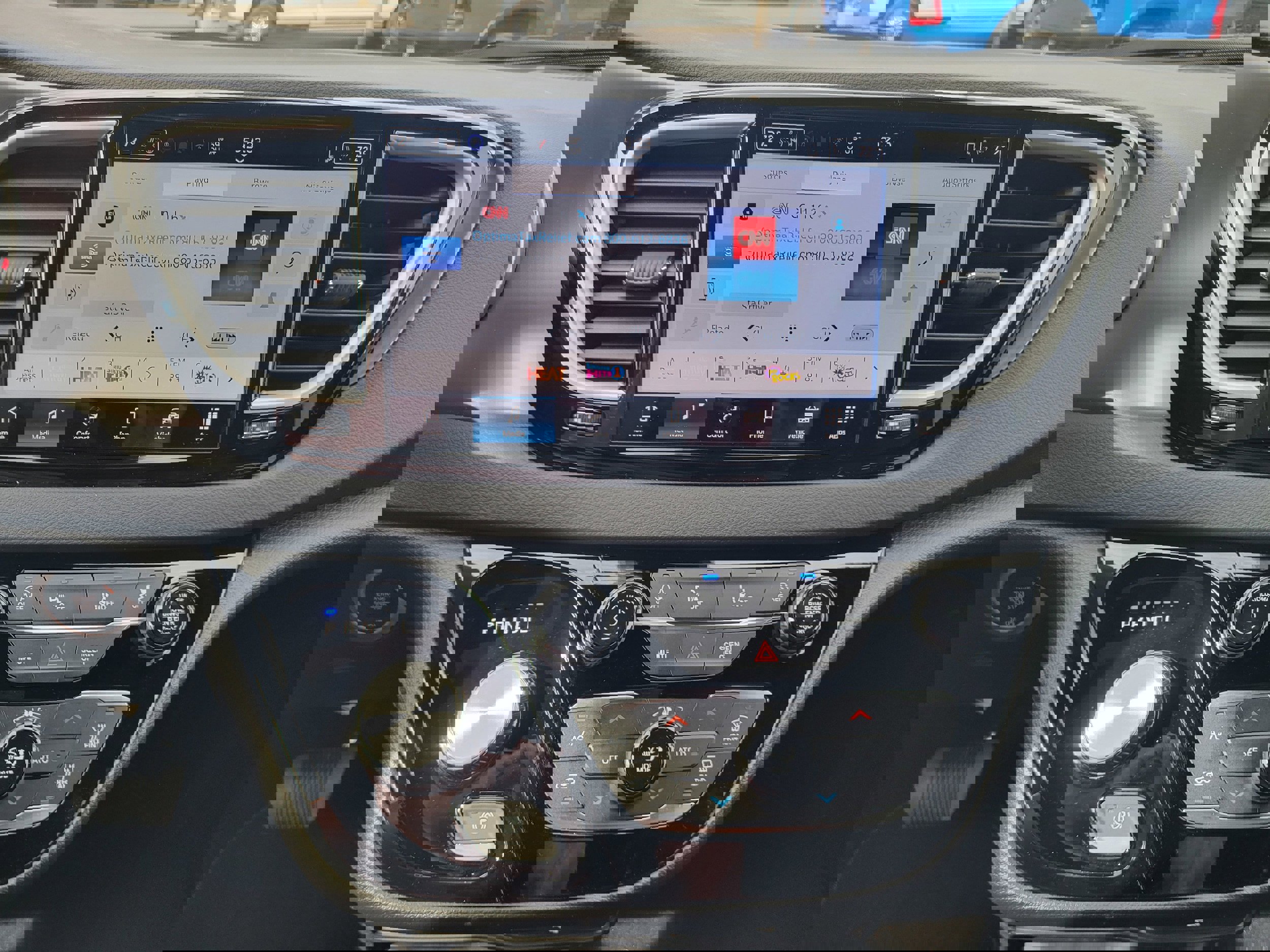 New 2026 Chrysler Voyager LX image 25