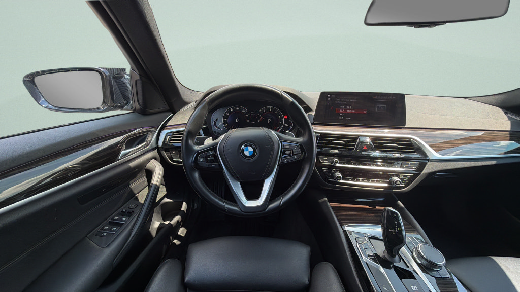 Used 2017 BMW 530i xDrive AWD/4WD image 12