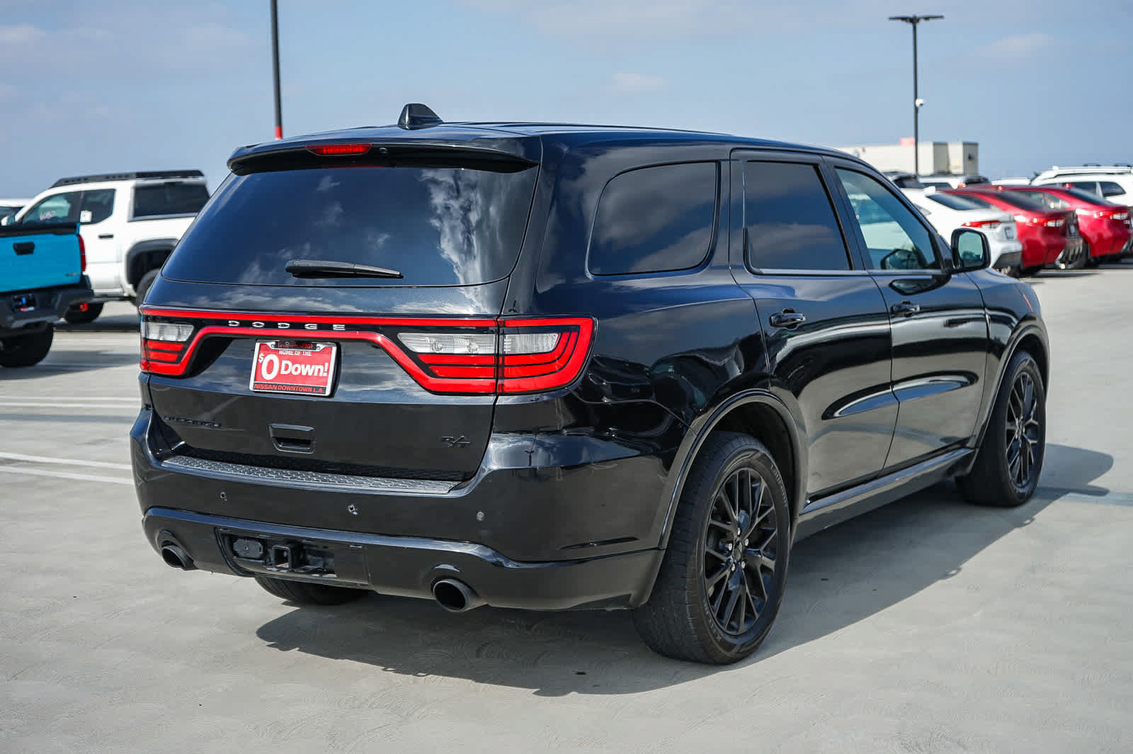 Used 2016 Dodge Durango R/T w/ Blacktop Package RWD image 15