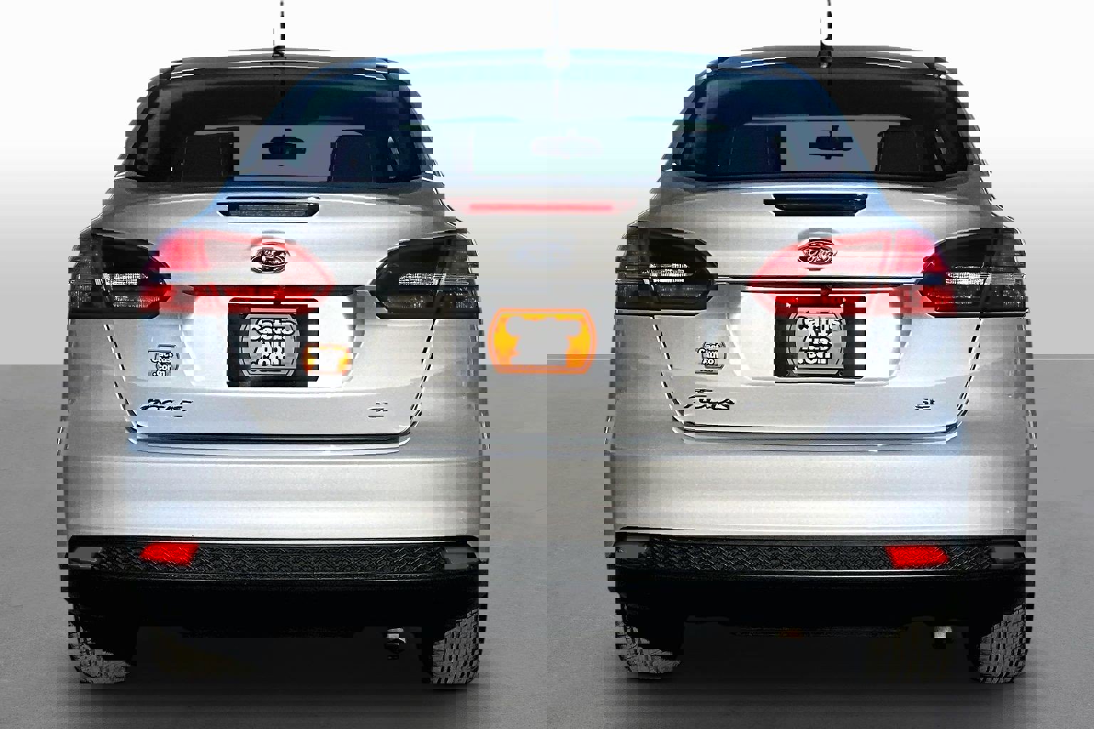 Used 2018 Ford Focus SE image 4