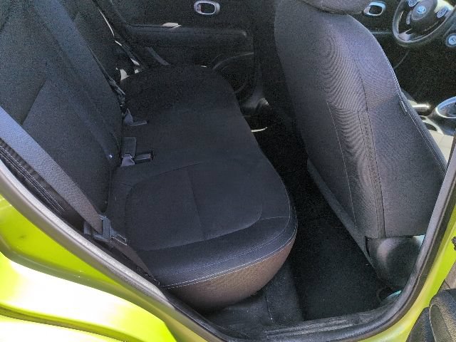 Used 2015 Kia Soul FWD image 13