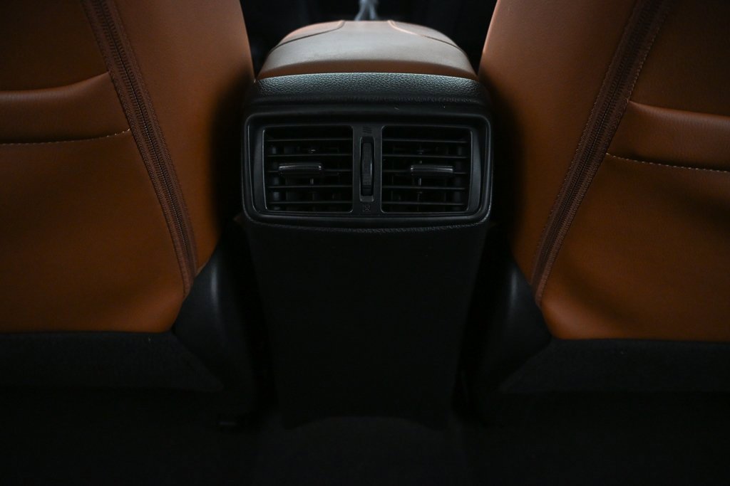 Used 2017 Nissan Rogue SL w/ SL Premium Package image 17